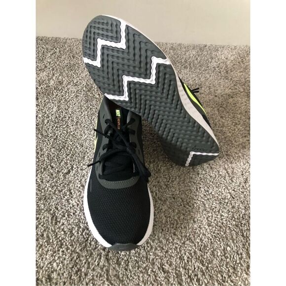 Nike Revolution 5 Men’s Shoes Size 9 - Picture 5 of 8